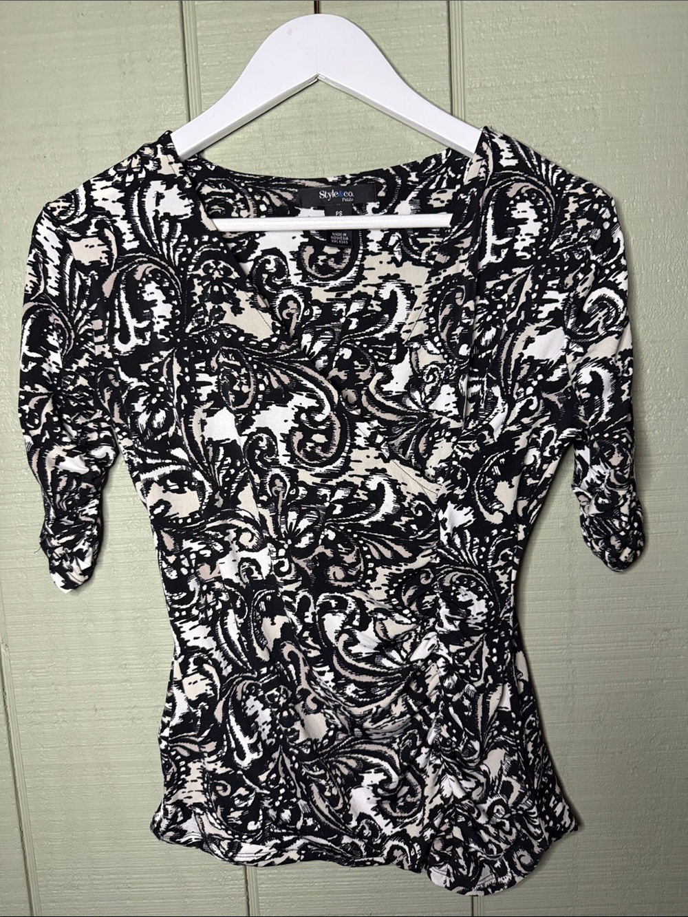 STYLE & CO Women Petite Small 3/4 Sleeve Blouse Black/white V Neck Stretch